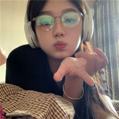 月亮在跳舞